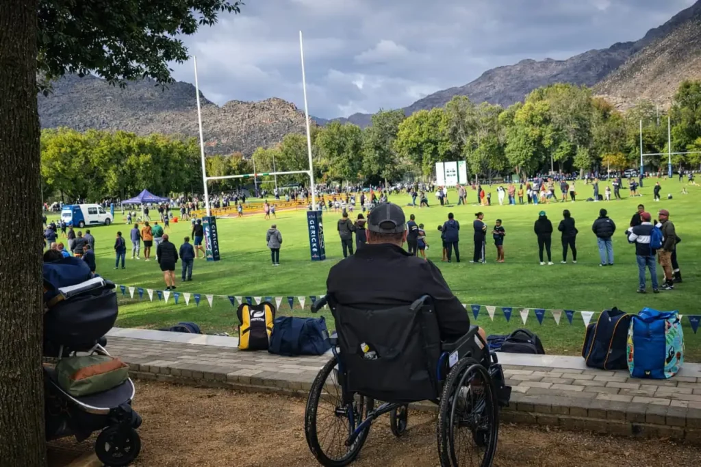 Volgens die weervoorspelling sou dit vanoggend ’n nat, koue en modderige rugbyveld gewees het. theo grimbeek 002 18 april 2026